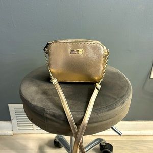 New York & Company gold metallic crossbody bag